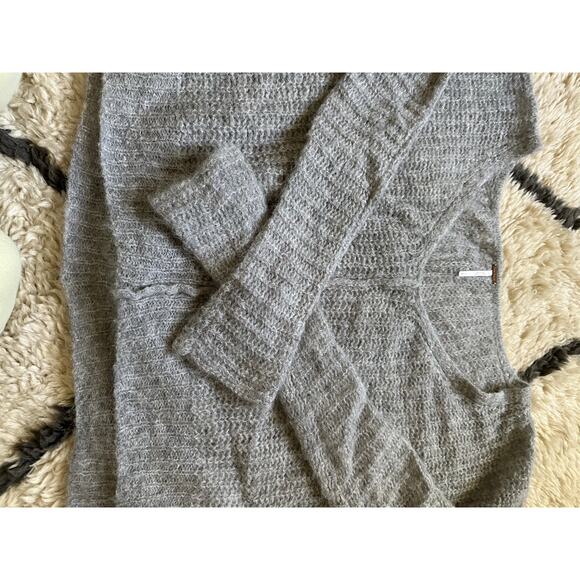 Free People Grey Moonbeam Alpaca Sweater Size L oversized cropped soft wool - Picture 11 of 16
